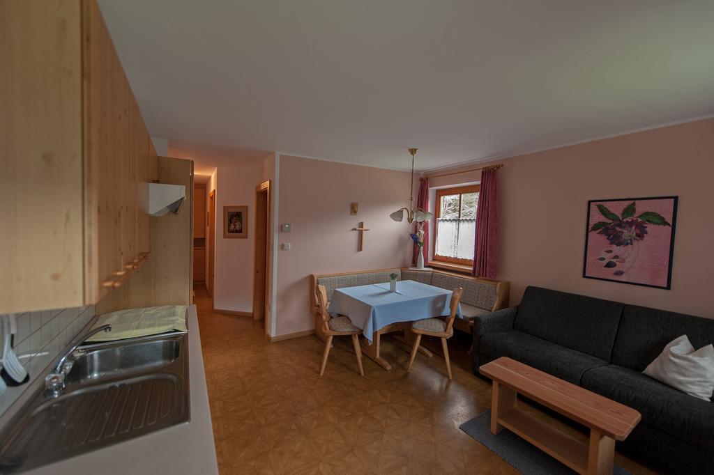 Haus Waldruhe Apartment San Candido Phòng bức ảnh