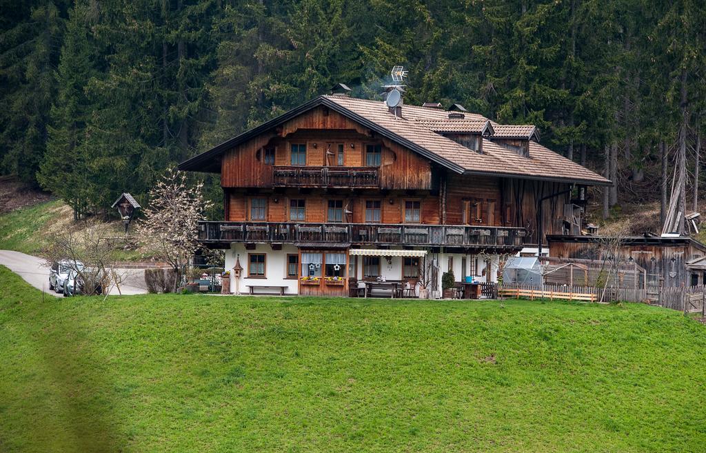 Haus Waldruhe Apartment San Candido Ngoại thất bức ảnh